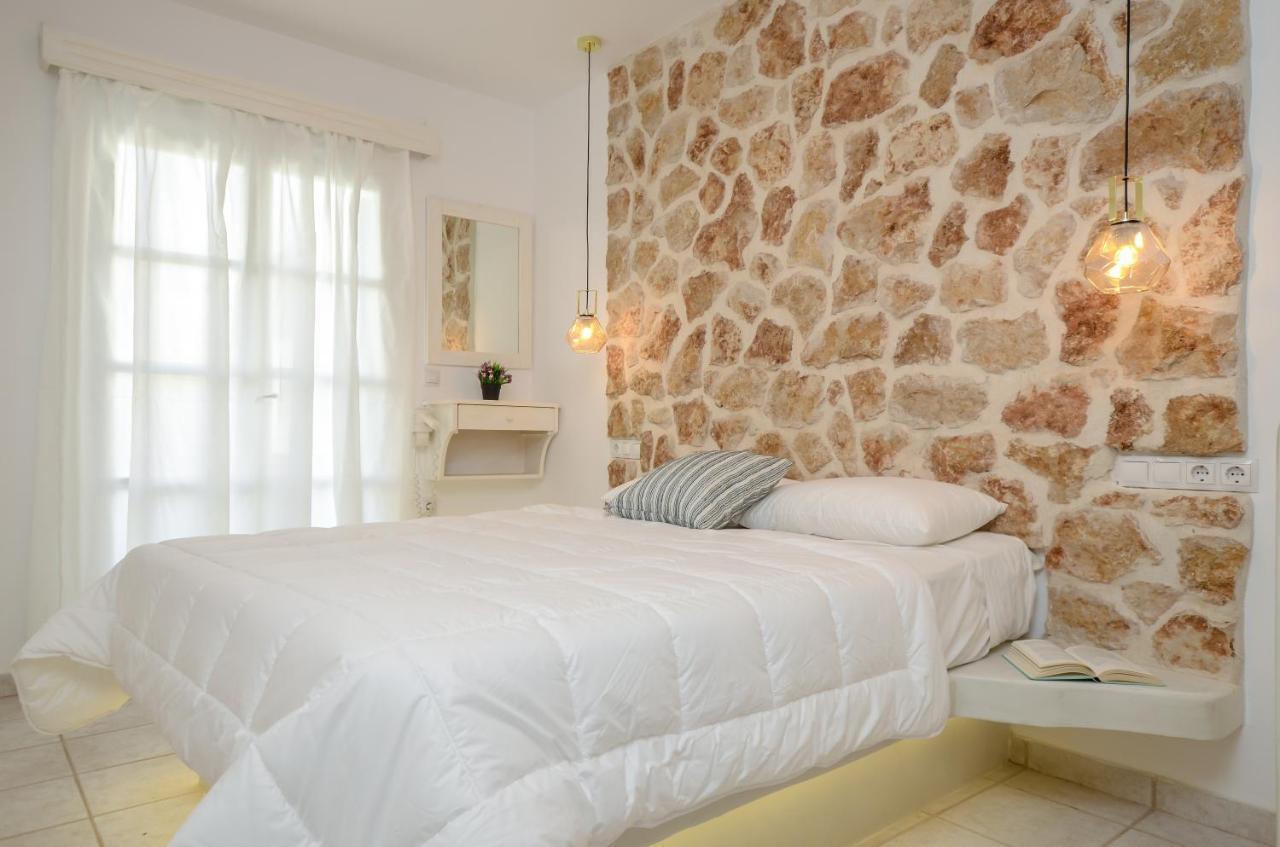 Simos Luxury Apartments Naxos City Eksteriør billede